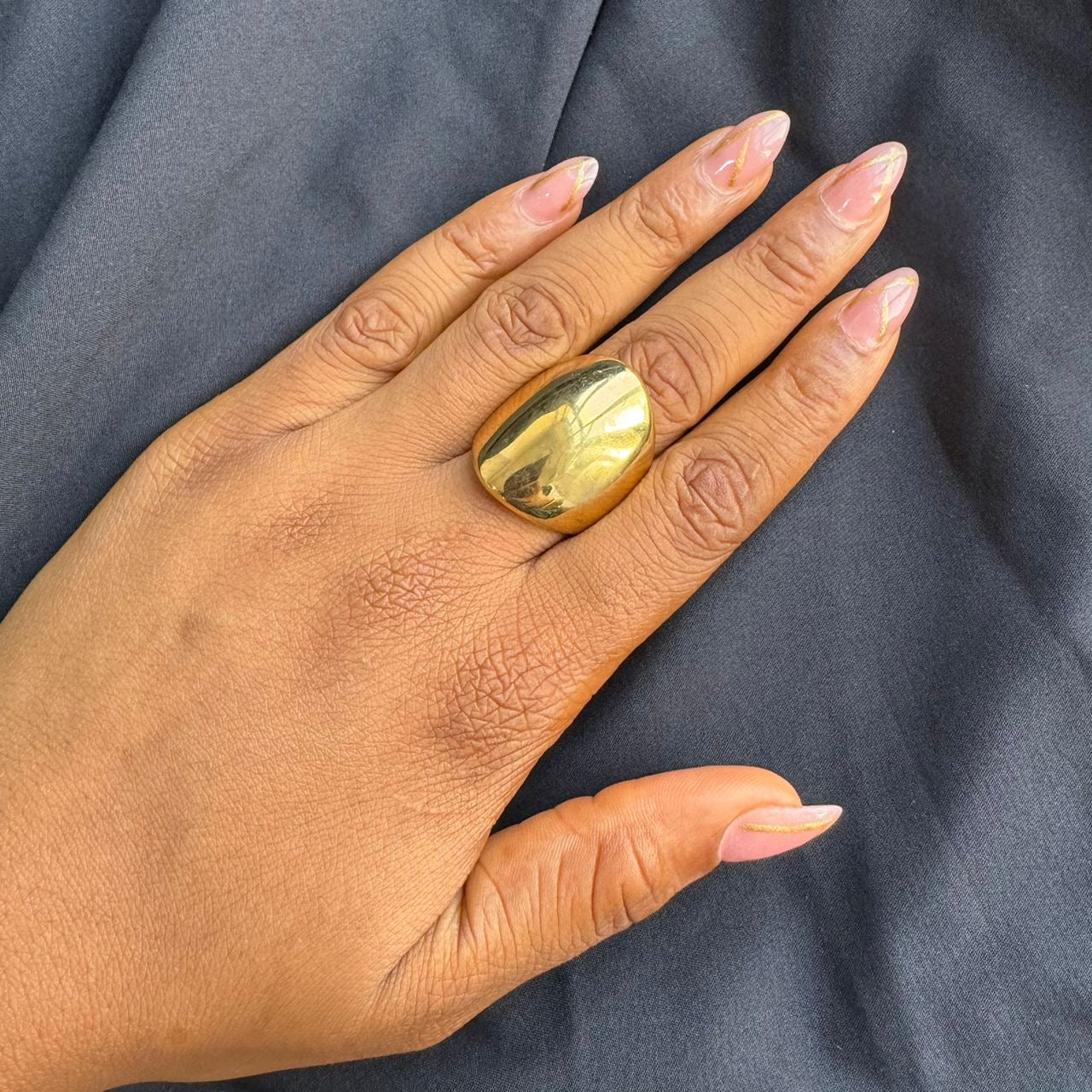 Non tarnish steel rings