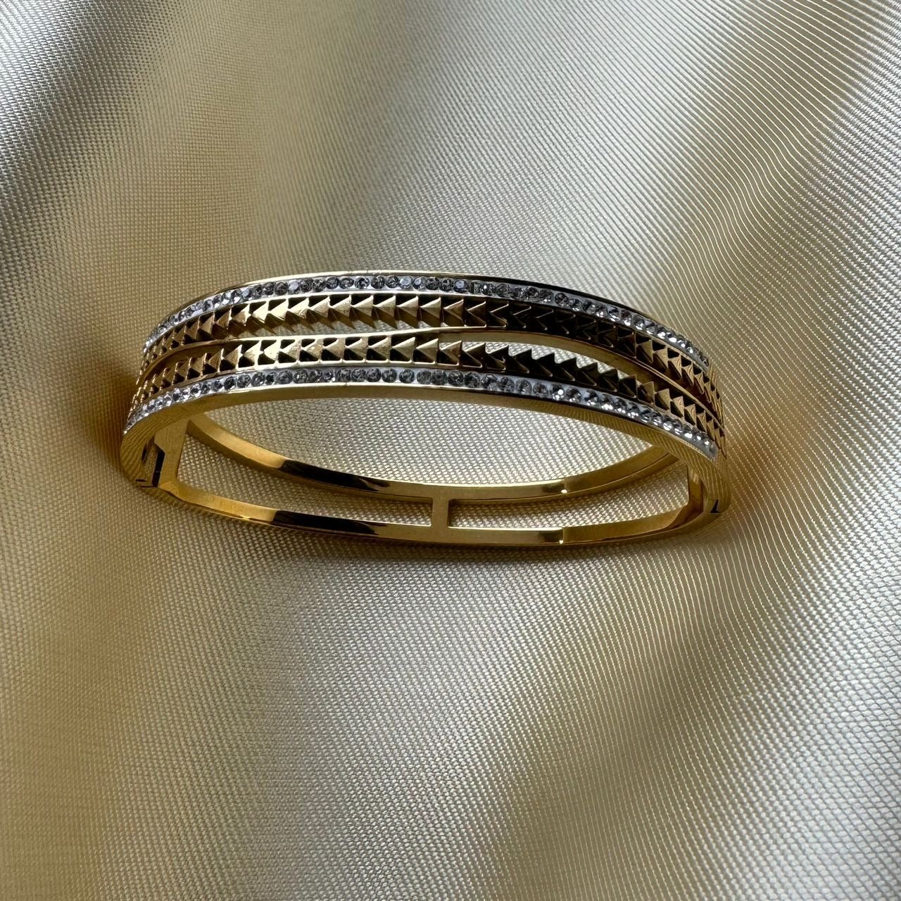Bracelet 600 - House of Naya