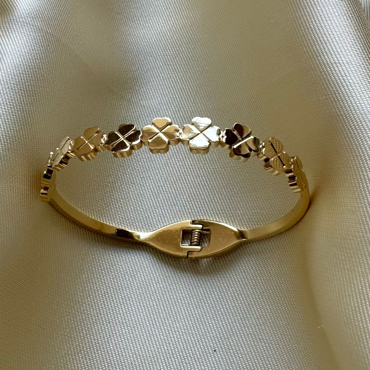 Bracelet 605 - House of Naya
