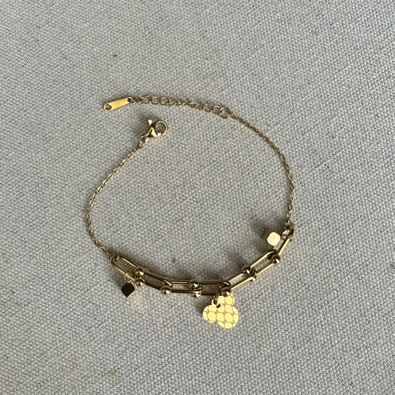 Bracelet 802 - House of Naya