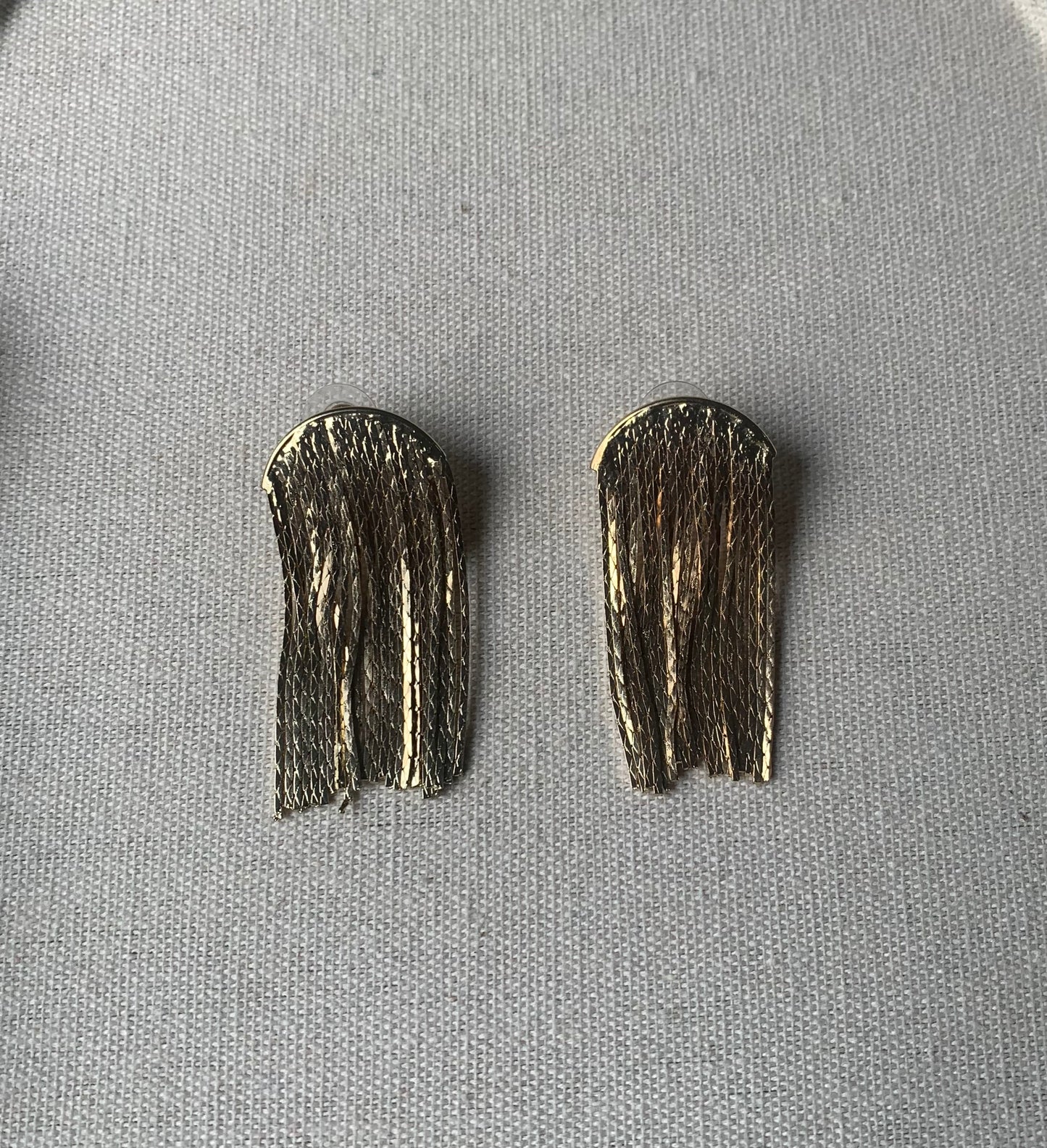 Non tarnish earring