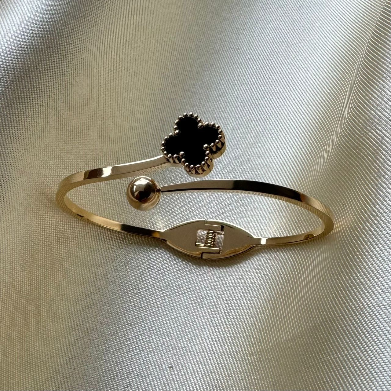 Bracelet 601 - House of Naya
