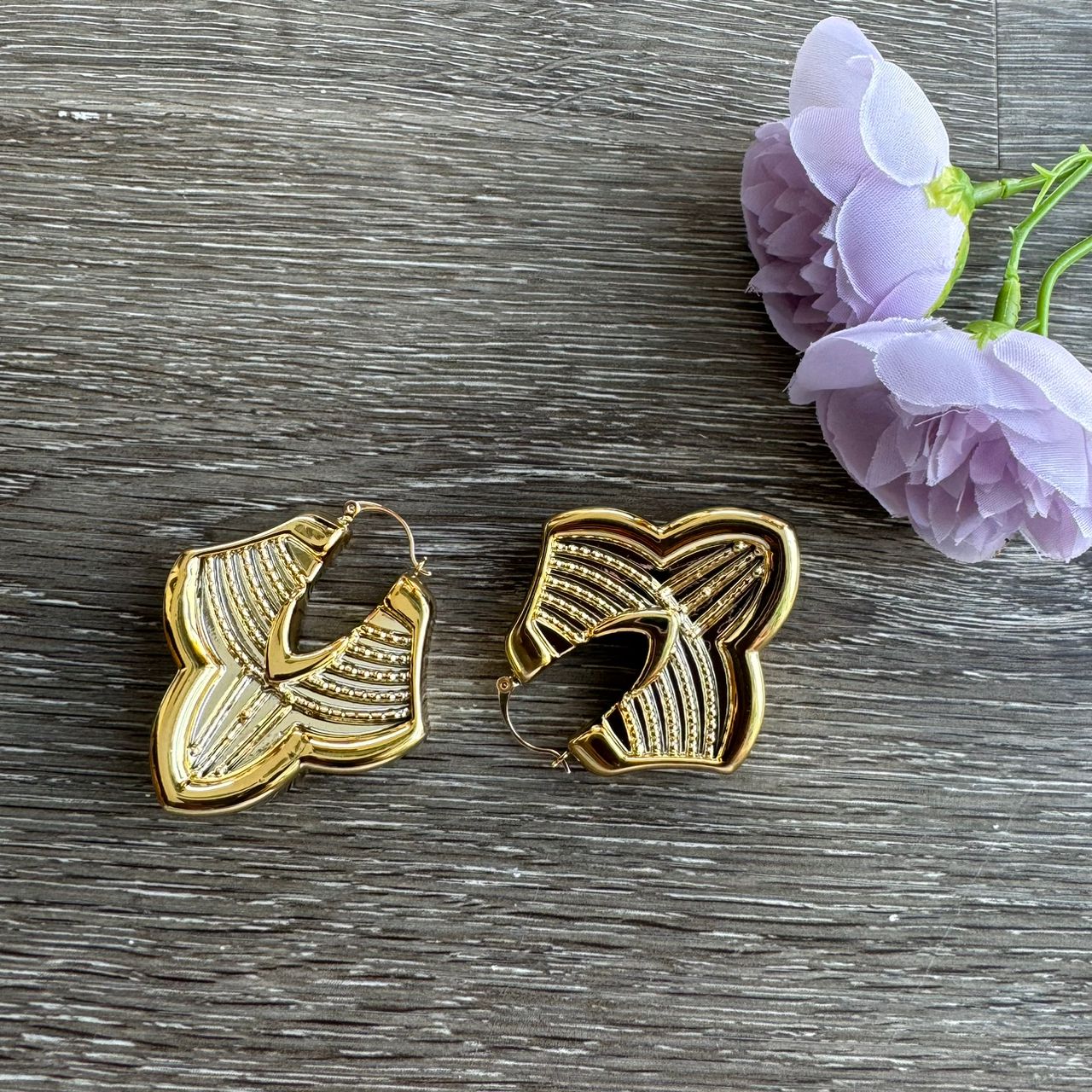 Chunky gold earrings