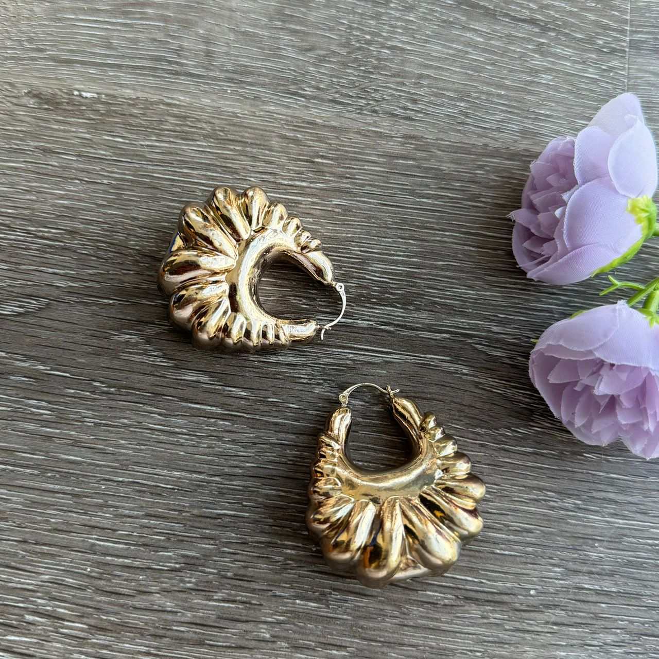 Chunky gold earrings