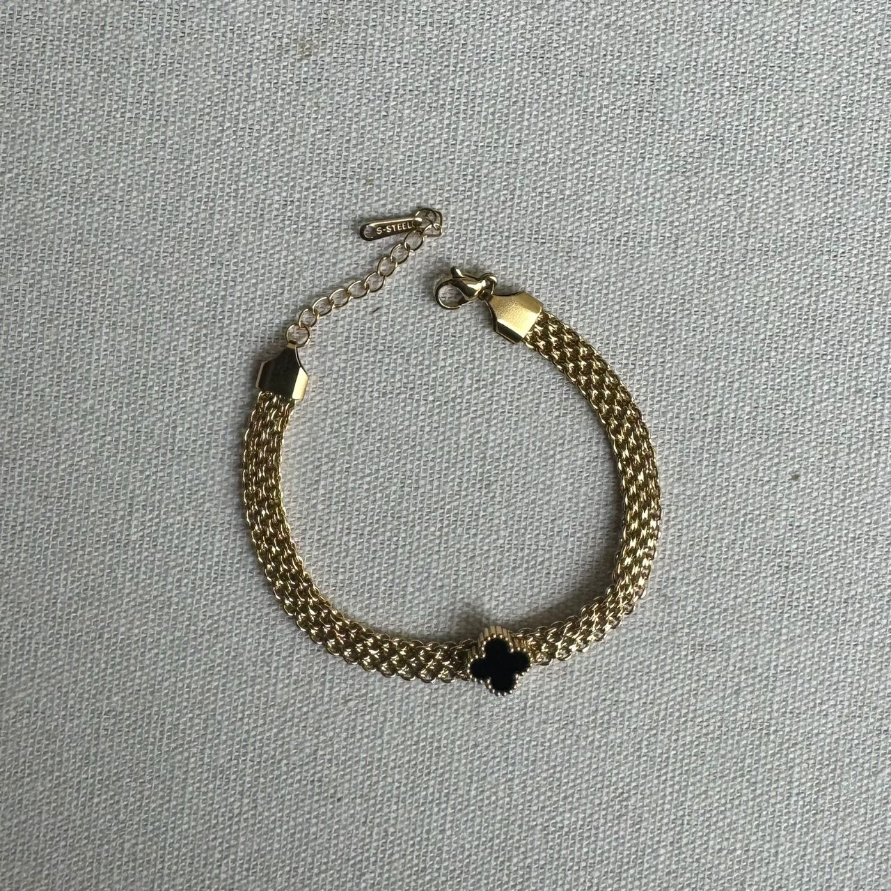 Bracelet 806 - House of Naya
