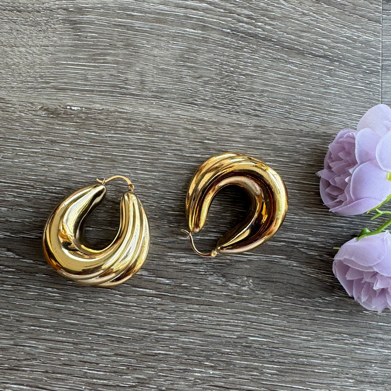 Chunky gold earrings