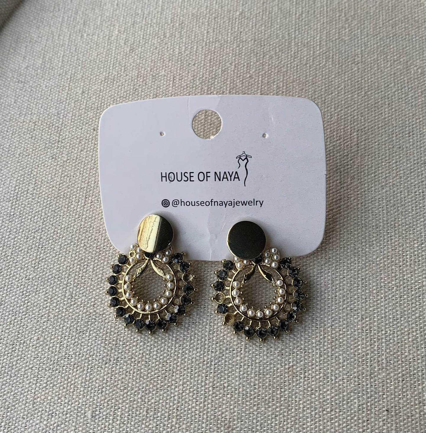 Non tarnish earring