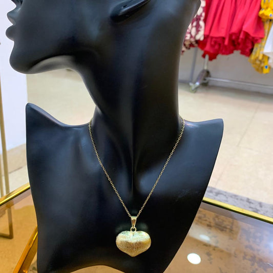 Non tarnish necklace